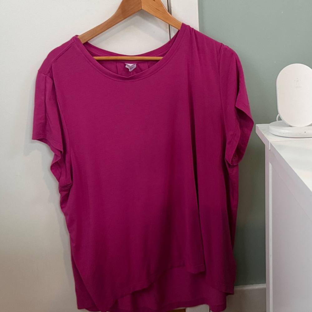Athleta Magenta Short Sleeve Tee
